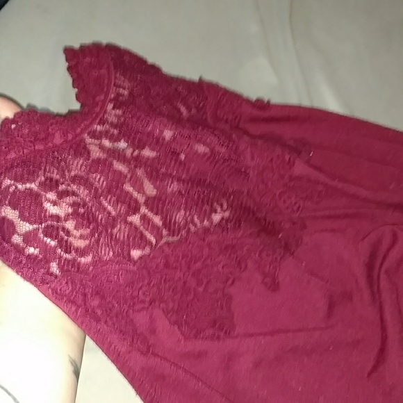 Top - Picture 2 of 3